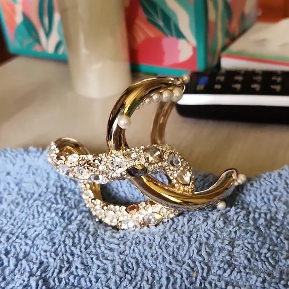 Atelier Swarovski Cuff size M with Brown, clear rhinestones & pearls never worn. - Picture 2 of 6